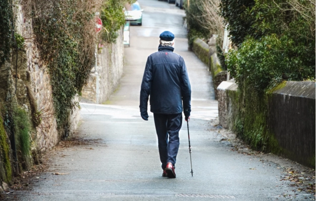 Hombre caminando - Bienestar